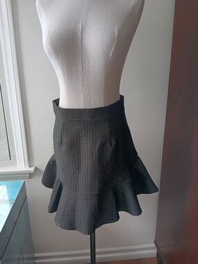 Motivi Black Houndstooth Flounce Mini Skirt